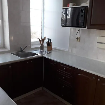 Selsky Dvur 1 Police nad Metují